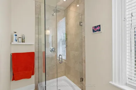 272 Pine Street Milton ON L9T 1K5