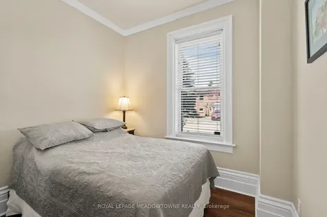 272 Pine Street Milton ON L9T 1K5
