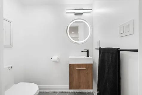 25 Laidlaw Street Toronto ON M6K 1X3