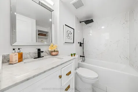 25 Laidlaw Street Toronto ON M6K 1X3