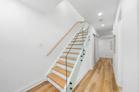 25 Laidlaw Street Toronto ON M6K 1X3
