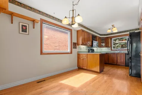 2170 Belgrave Court Burlington ON L7P 3R5