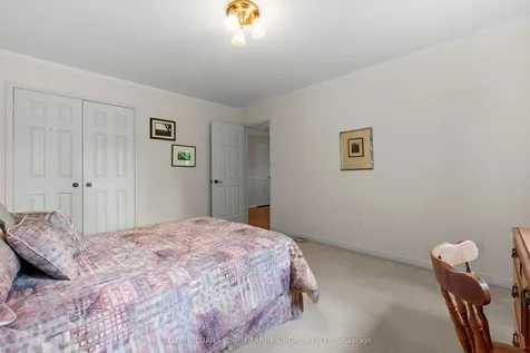 2170 Belgrave Court Burlington ON L7P 3R5