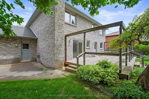 2170 Belgrave Court Burlington ON L7P 3R5
