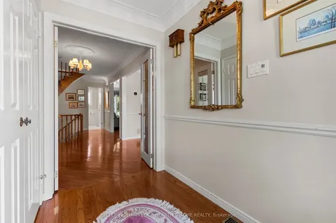 2170 Belgrave Court Burlington ON L7P 3R5