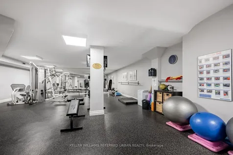 1400 Dixie Road Mississauga ON L5E 3E1