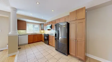 619 Evans Avenue Toronto ON M8W 2W4
