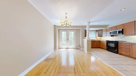 619 Evans Avenue Toronto ON M8W 2W4