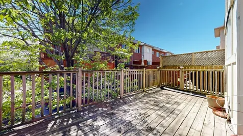 619 Evans Avenue Toronto ON M8W 2W4