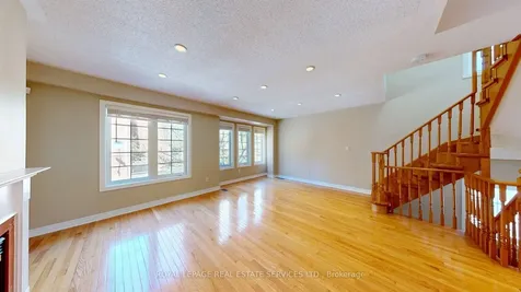 619 Evans Avenue Toronto ON M8W 2W4