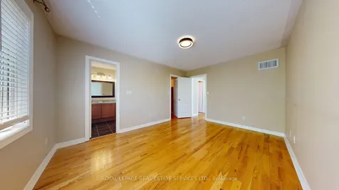 619 Evans Avenue Toronto ON M8W 2W4