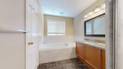 619 Evans Avenue Toronto ON M8W 2W4