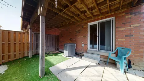619 Evans Avenue Toronto ON M8W 2W4
