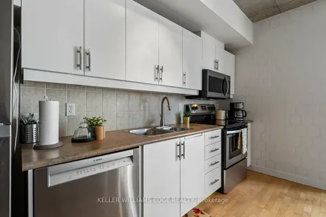 1375 Dupont Street Toronto ON M6H 4J8
