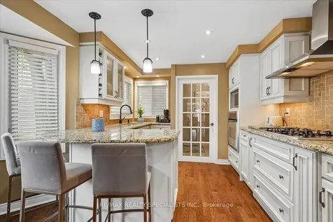 1507 Upper Middle Road Burlington ON L7P 4M5