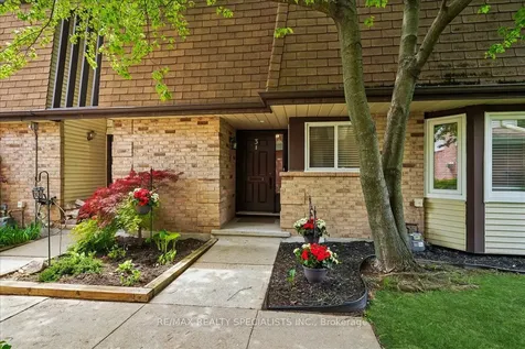 1507 Upper Middle Road Burlington ON L7P 4M5