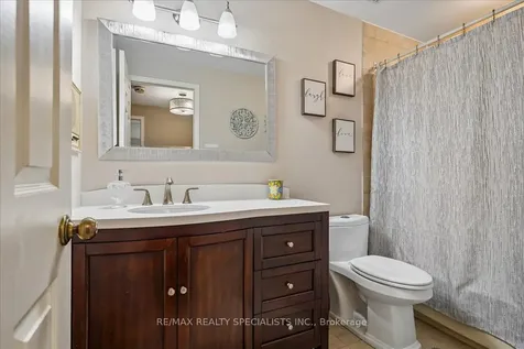 1507 Upper Middle Road Burlington ON L7P 4M5