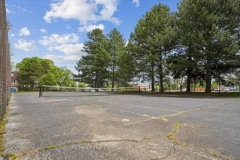 1507 Upper Middle Road Burlington ON L7P 4M5