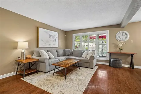 1507 Upper Middle Road Burlington ON L7P 4M5
