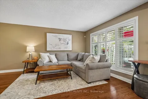 1507 Upper Middle Road Burlington ON L7P 4M5