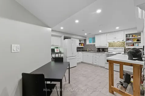 1314 Fisher Avenue Burlington ON L7P 2L6