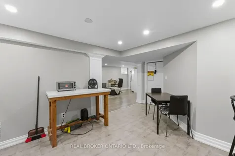 1314 Fisher Avenue Burlington ON L7P 2L6