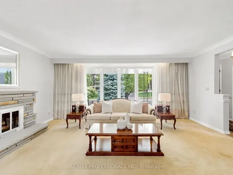 14 Widdicombe Hill Toronto ON M9R 1B3