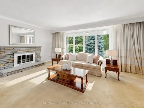 14 Widdicombe Hill Toronto ON M9R 1B3