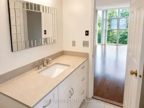 1360 Rathburn Road Mississauga ON L4W 4H4