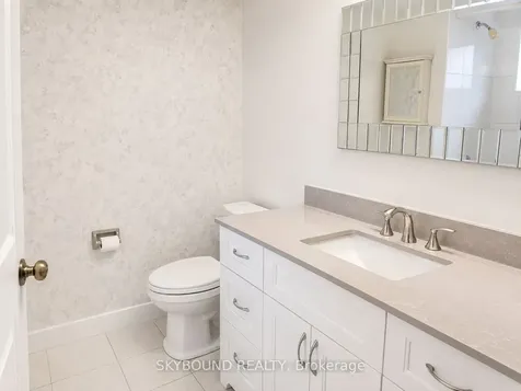 1360 Rathburn Road Mississauga ON L4W 4H4