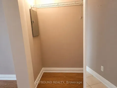 1360 Rathburn Road Mississauga ON L4W 4H4