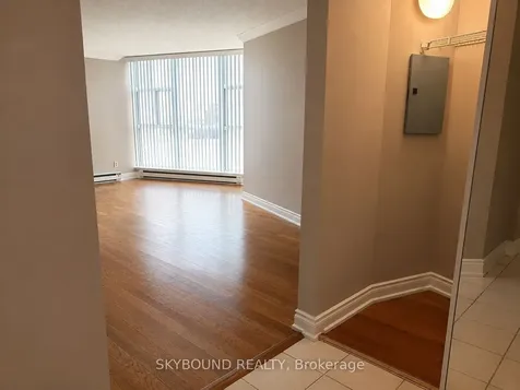 1360 Rathburn Road Mississauga ON L4W 4H4