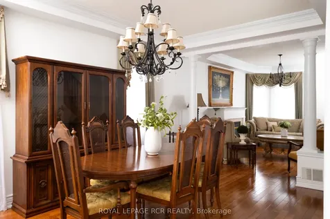 32 Dokkum Crescent Brampton ON L6Z 0E2