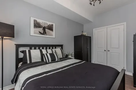 5327 Upper Middle Road Burlington ON L7L 0E9