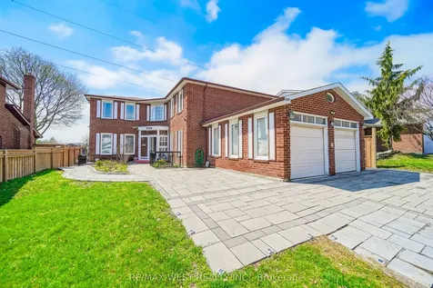 4296 Claypine Rise Mississauga ON L4W 2G6