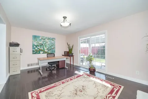 4296 Claypine Rise Mississauga ON L4W 2G6