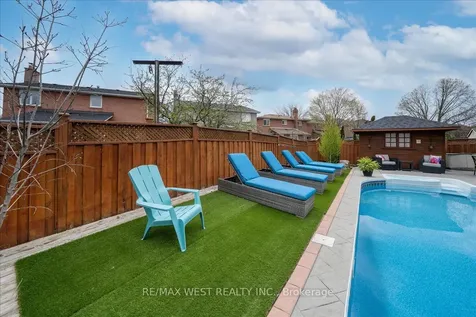 12 Berrydown Drive Caledon ON L7E 1L8