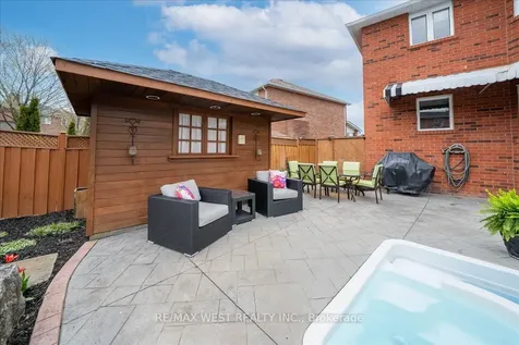 12 Berrydown Drive Caledon ON L7E 1L8