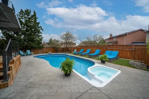 12 Berrydown Drive Caledon ON L7E 1L8