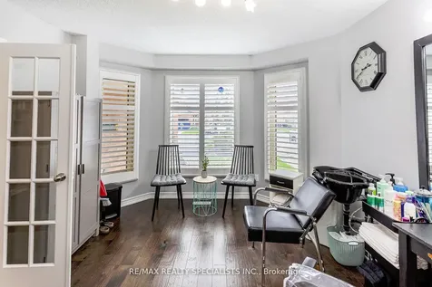 6363 Osprey Boulevard Mississauga ON L5N 6G7