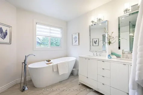 6363 Osprey Boulevard Mississauga ON L5N 6G7