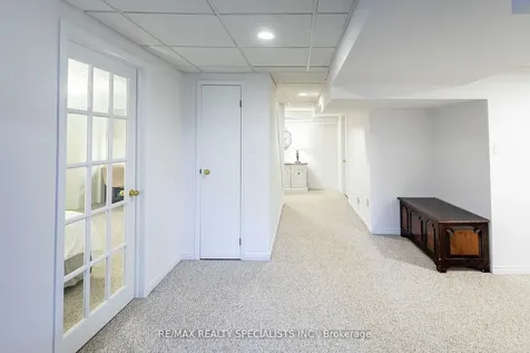 6363 Osprey Boulevard Mississauga ON L5N 6G7