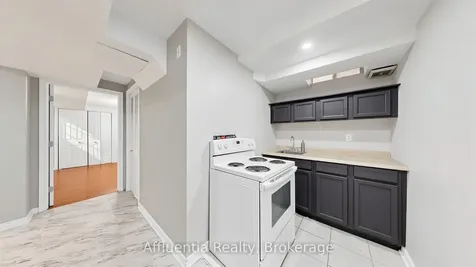 5714 Jenvic Grove Mississauga ON L5M 7B4