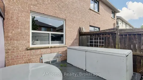 5714 Jenvic Grove Mississauga ON L5M 7B4
