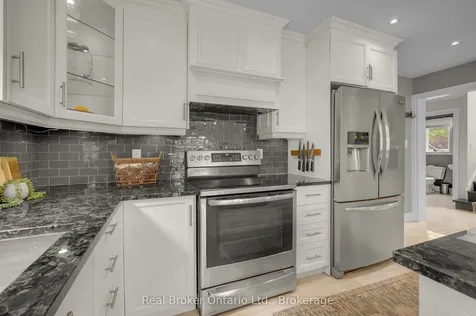 2388 Eden Valley Drive Oakville ON L6H 6K9