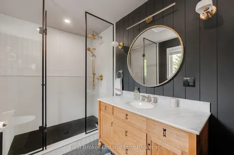2388 Eden Valley Drive Oakville ON L6H 6K9