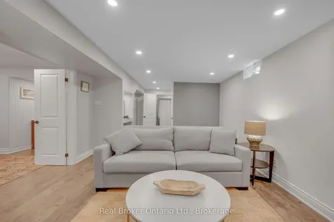 2388 Eden Valley Drive Oakville ON L6H 6K9