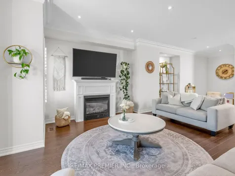 57B Westona Street Toronto ON M9P 2X9