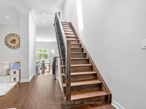 57B Westona Street Toronto ON M9P 2X9