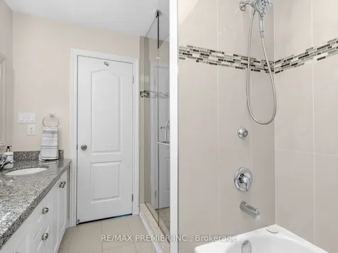 57B Westona Street Toronto ON M9P 2X9